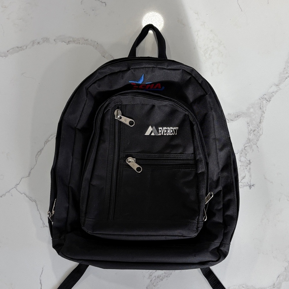 Everest Black Durable Backpack with Zip Pockets